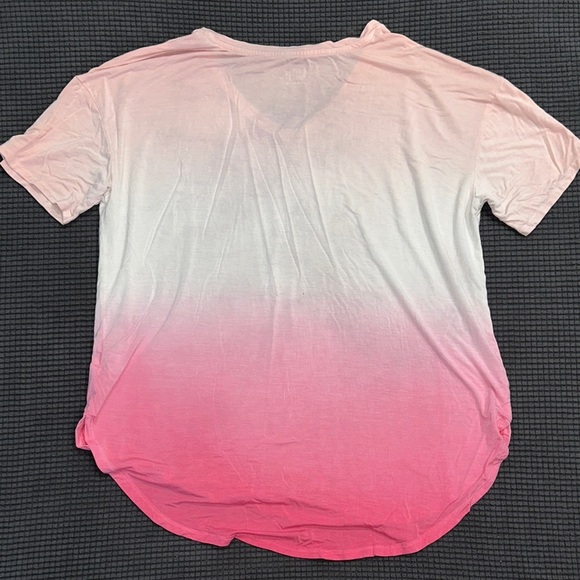 LIMITED TIME $4 ITEM!! Time and Tru Ombre Pink V-Neck Tee - Picture 3 of 3